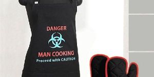 Style Cotton Apron Mitten Napkins Pot Holder Set