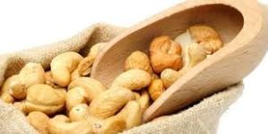 W240 Whole Cashew Nuts