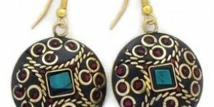 METAL HAND CRAFTED ROUND EARRINGS