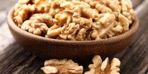 Walnut Kernels