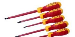 Screwdriver Set with Tester