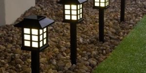 Solar Garden Light