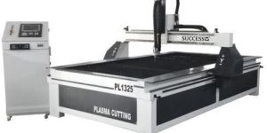 Vacuum Forming Machine