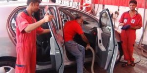 Plastic Vacuum Cleaners