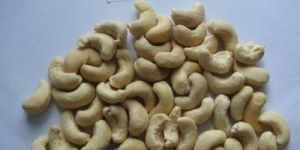 W 240 Cashew Kernels