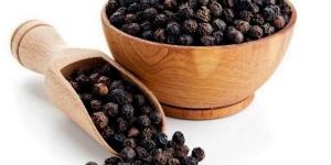 Raw Black Pepper Seeds