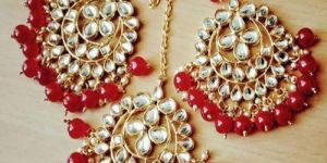 Meenakari Kundan Earrings Maang Tikka Set