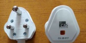 3 Pin Plug Top