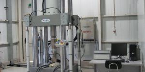 Hydraulic Universal Testing Machine