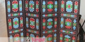 Brown Handcrafted Wooden Room Partition