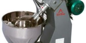 Mild Steel Commercial Flour Kneader Machine