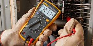 115 Digital Multimeter