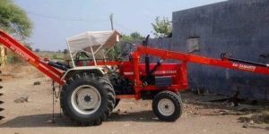 Four Stroke Hole Digger