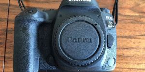 Canon EOS 5D MARK IV