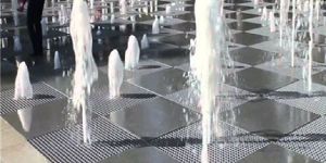 Dry Deck Fountain