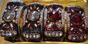 Designer Lac Stone Bangle