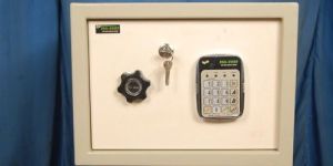 Electronic Safe Locker