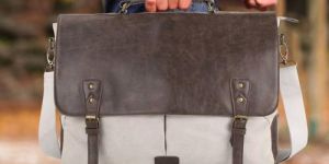 Laptop Messenger Bag