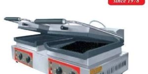 Sandwich Griller Machine