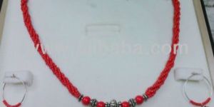 Beads Necklace with Silver Beads