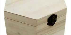 HEXAGON SHAPE WOODEN BOX IN PINE
