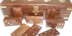WOODEN DOMINO BOX WITH