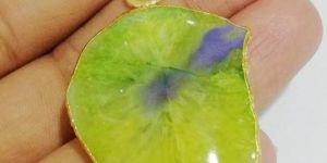 Parrot Green Natural Shape Agate Slice Electroplated Pendant
