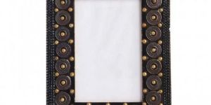 METAL ANTIQUE BUTTON WOODEN BASE FOR PHOTO FRAME