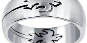Stainless Steel High Polished Puzzle Motif Silver Plated Men's Ring