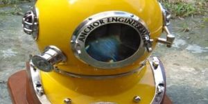 Nautical Anchor Engineering 18 Diving Helmet Solid Glass Diving Helmet