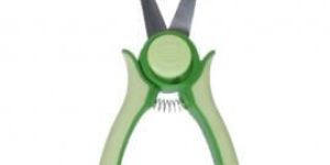 Mini Trimmer Pruning Shear With Smart Lock in Light Green 10 X 3.2 X 1 (in inches)