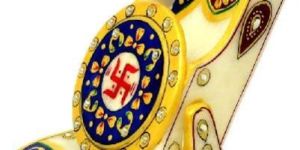 Blue and Yellow Mobile Stand