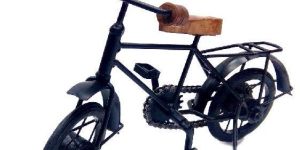 Metal Cycle Showpiece