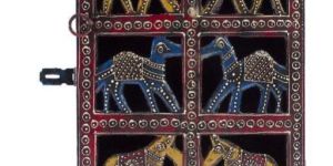 WOODEN HANDICRAFT KEY BOX