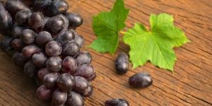 Fresh Pure Black Grapes