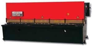 Conventional Hydraulic Shearing Machine