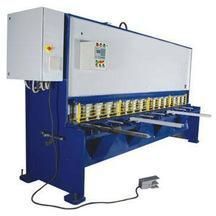 Heavy Duty Hydraulic Shearing Machine