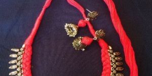 Thread Chain Necklace