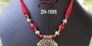 ZH Dual Tone Thread Necklace