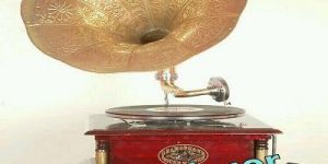 Retro Gramophone Vintage Vinyl Machine Phonograph