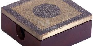 BRASS SQUARE ANTIQUE TEA COASTER