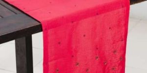 8 Seater Silk Table Runner