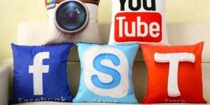 3D Social Networking Logos Printed Jute Cushion Cover