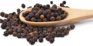 FRESH ORGANIC BLACK PEPPER