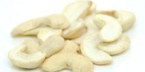 W240 Cashew 2 Pieces Nut Kernels