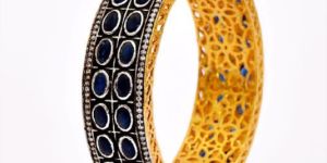 Imitation Ruby Stone Black Polish Bangle