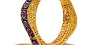 Openable C.Z. Ruby Imitation Stone Enamel Bangle