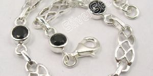 925 Solid Silver BLACK ONYX Beautiful Bracelet