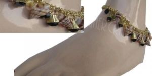 SHELL ANKLETS