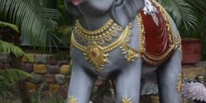 Royal Big Elephant Statue
